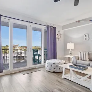  Holiday home Deep Blue At Laketown Wharf #214 By Nautical