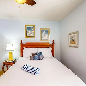  Holiday home Choose Happy