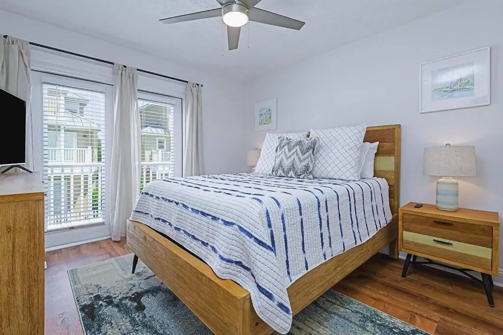 Holiday home * Sugar Sands * Steps To Beach * Pool * Balconies * Panama City Beach United States