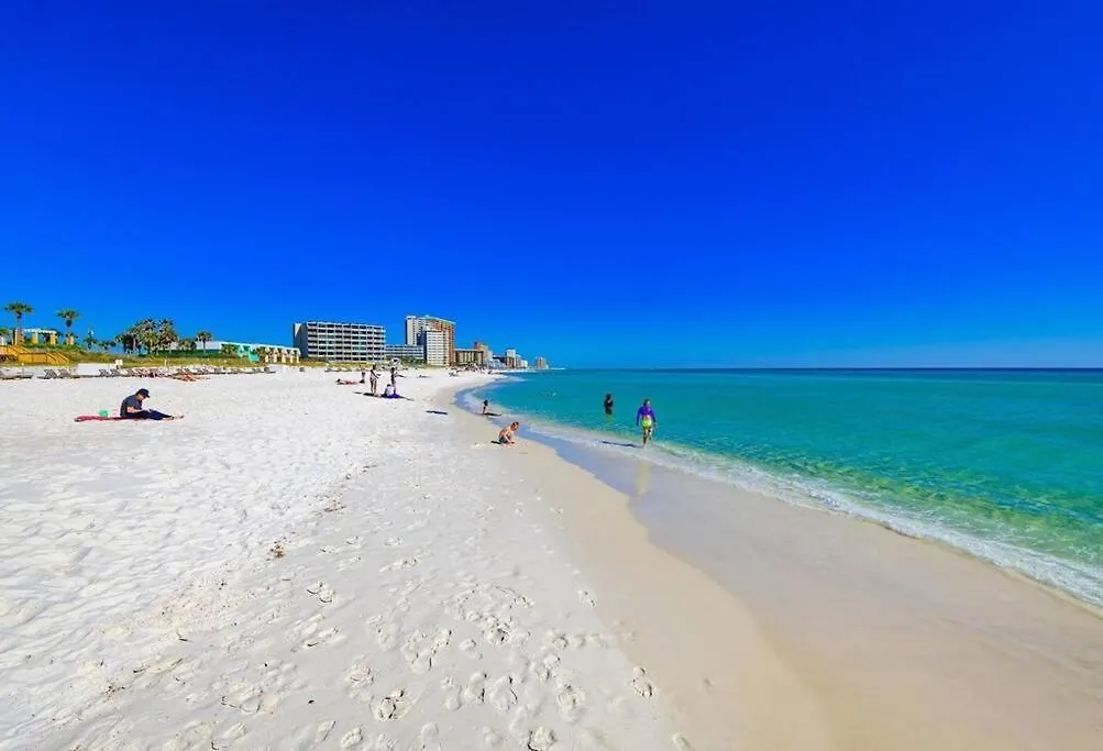 Holiday home * Sugar Sands * Steps To Beach * Pool * Balconies * Panama City Beach